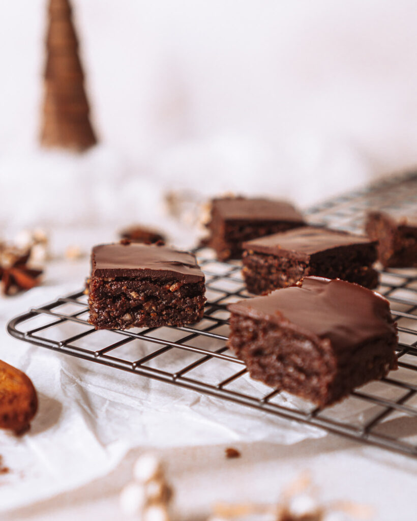 Lebkuchen Riegel auf Abkühlgitter